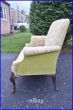 103 Charming Antique Federal Settee with Queen Anne Mahogany Legs