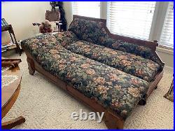 1800s Eastlake Victorian Oak Fainting Couch Antique Expands to Day Bed