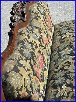 1840 rococo revival mahogany classical window seat slipper sofa victorian carved