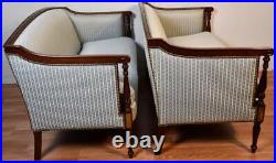 1920 Hickory Chair Sheraton style Mahogany spring-seat PAIR of loveseats