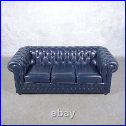 1980s English Vintage Chesterfield Sofa in Navy Blue Leather