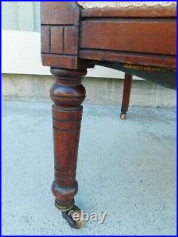 19c Antique Victorian Walnut Recaimier Méridienne Gossip Bench Settee w Baluster