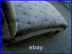62496 Tufted Velor Fabric Fainting Couch Chaise Lounge
