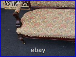 64122 Antique Victorian Walnut Sofa Couch Loveseat