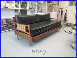 Ameri-Danish Daybed Sofa With Trundle