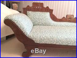 Antique American Victorian Fainting Couch With Carved Wood Detail