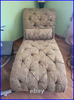Antique Chaise Lounge Chair Indoor