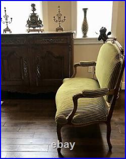 Antique French Louis XV Walnut Settee Sofa 1870