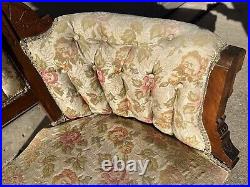 Antique Victorian Carved Eastlake Settee Love Seat/Couch Vintage Furniture