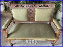 Antique Victorian Carved Parlor Settee Love Seat Bench 51.5. Local PU 53578
