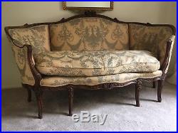 Antique Victorian Carved Settee/Loveseat/Sofa Couch