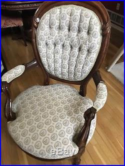 Antique Victorian Carved Settee/Loveseat/Sofa and Chair