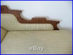 Antique Victorian Chaise/Fainting Couch
