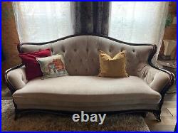 Antique Victorian Thomas chippendale couch french