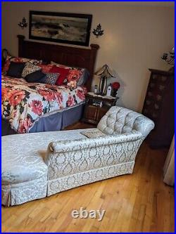 Antique fainting couch