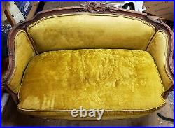 Antique french Louis XV style finely carved mahogany settee loveseat vintage