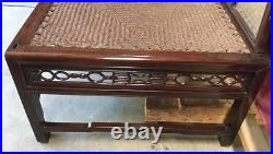Chinese Chinoiserie Style Motif Carving Day Bed Chaise Bench prayer bed