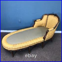 Circa 1900 Italian Carved French Style Chaise Lounge