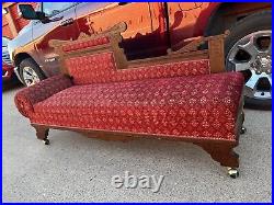 Eastlake Victorian Oak Chaise Lounge Fainting Couch Murphy Bed Parlor