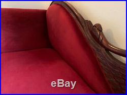Exquisite Antique Mahogany Fainting Couch