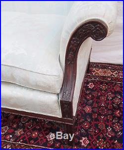 Fine Chippendale Styled Settee With Mahogany Pierced Carved Stretcher-wonderful