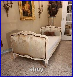 French Daybed (Chaise Long) circa 1860 Hand Carved Floral, Scrolls, Ivory