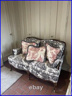 French country settee /vintage French Toile Couch / Louis XV Style