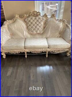 French provincial living room furniture