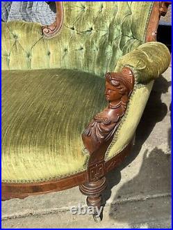 John Jelliff Walnut Renaissance Carved Sofa