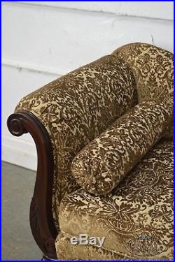 Kravet Custom Upholstered French Louis XV Style Recamier Chaise Lounge