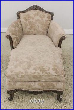 L59803EC Vintage 1930s Georgian Style Upholstered Chaise Lounge