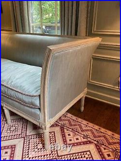 LOUIS XVI STYLE LOVESEAT carved frame in cream paint, Moire SILK fabric 20th C