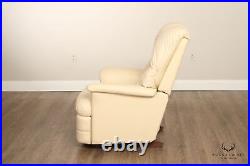 La-Z-Boy Contemporary Pair of Leather Recliners