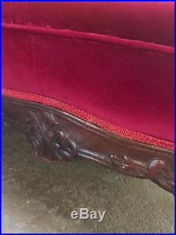 Luxurious Statement Piece 19th Century Mahogany Rococo Victorian Couch