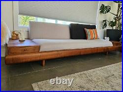Mid Century Modern Adrian Pearsall 1709-s Sofa Completely restored