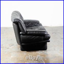 Mid Century Post Modern Leather Sofa Couch Settee Natuzzi Italy Black