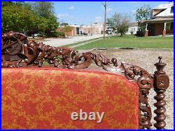Outstanding Walnut Victorian Carved Sofa Settee