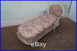 Quality French Louis XVI Style Painted Chaise Lounge