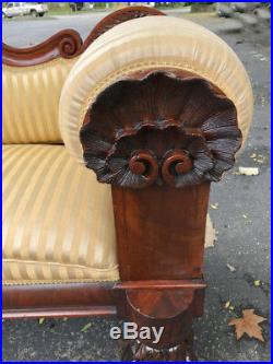 RARE American Philadelphia Federal mahogany sofa 1830 shell carved arms paw feet
