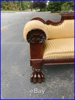RARE American Philadelphia Federal mahogany sofa 1830 shell carved arms paw feet