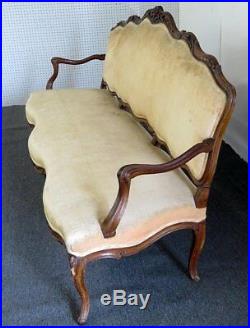 RARE! Early Period French 1760s Era Louis XV Carved Walnut Settee Sofa