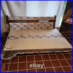 Rare Eastlake Victorian Oak Chaise Lounge Fainting Couch Sofa/Fold Out Bed