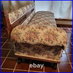 Rare Eastlake Victorian Oak Chaise Lounge Fainting Couch Sofa/Fold Out Bed