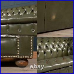 SUPERB 20thC CHESTERFIELD LEATHER SOFA WITH BUTTON DOWN SEAT c. 1960