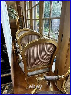 Semi Antique Couch And 4 Chairs