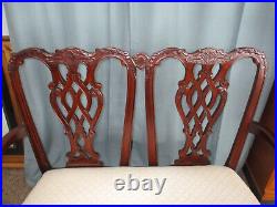 Spectacular! Vintage Ornate Chippendale Style Carved Dark Mahogany Settee