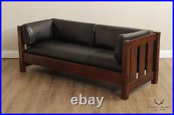 Stickley Mission Collection Oak and Leather Settle Sofa