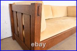 Stickley Mission Oak Arts and Crafts Settle Sofa