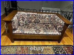 Stickley Mission Oak Arts and Crafts Settle Sofa And Loveseat