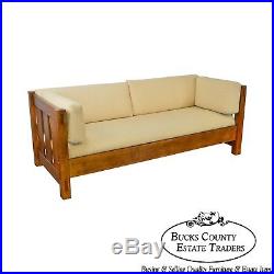 Stickley Mission Oak Collection Settle Sofa (B)